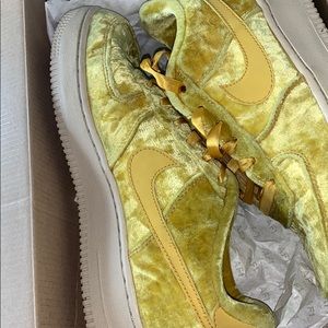 Nike Air Force 1